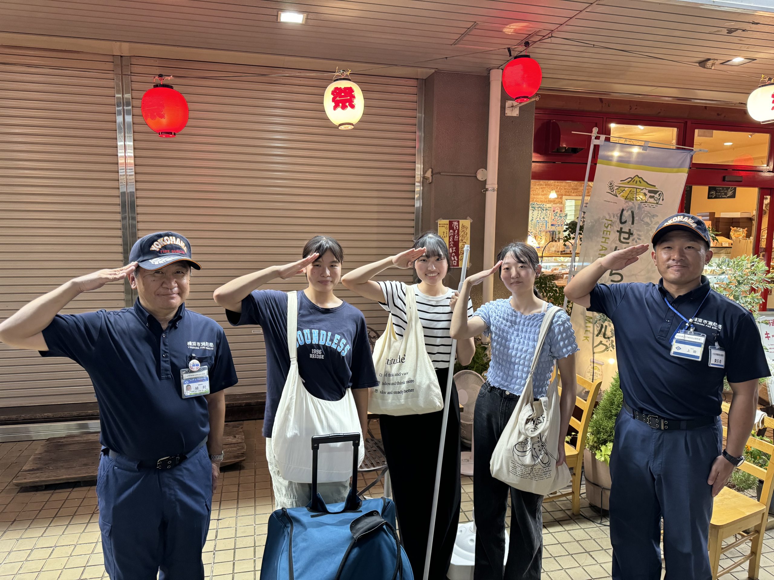 救急サークルTAAPが霧ヶ丘商店会秋祭りに参加しました